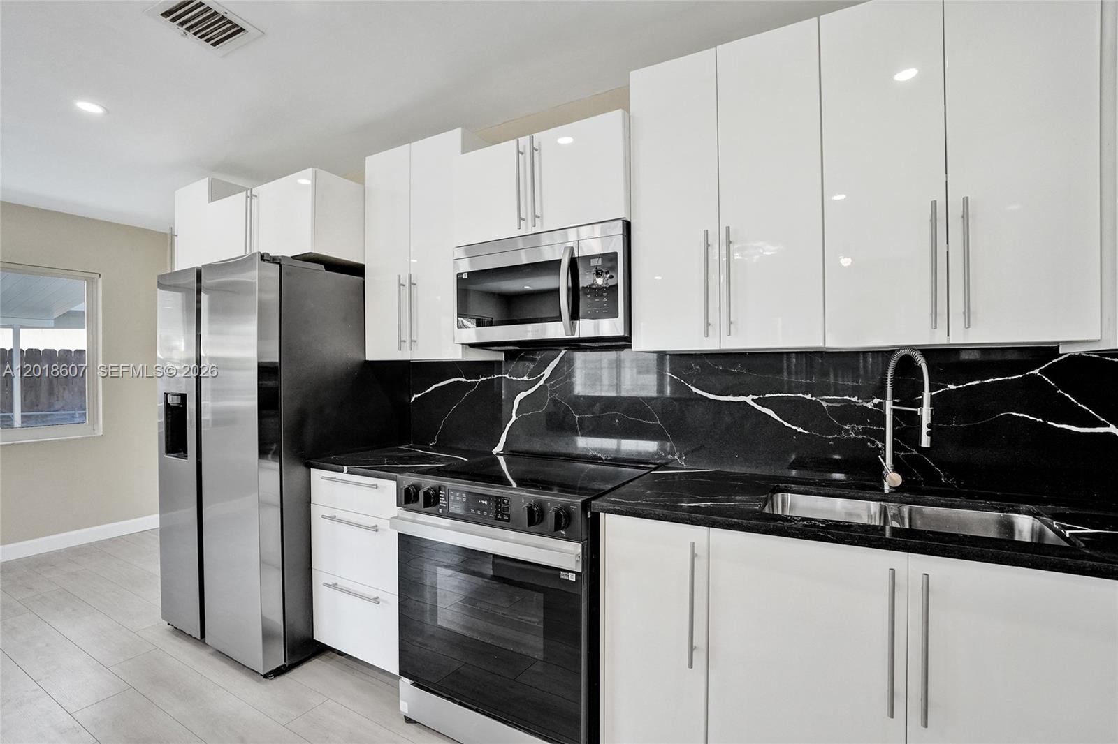 NEW BROWARDALE - Residential