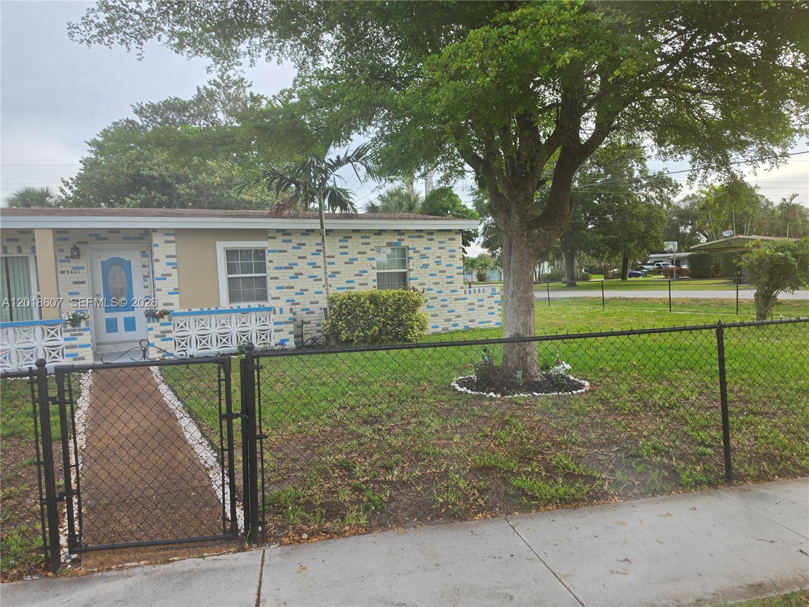 NEW BROWARDALE - Residential