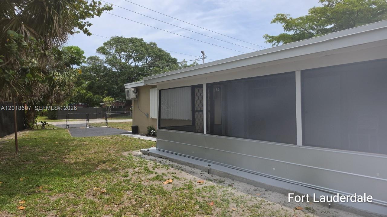 NEW BROWARDALE - Residential