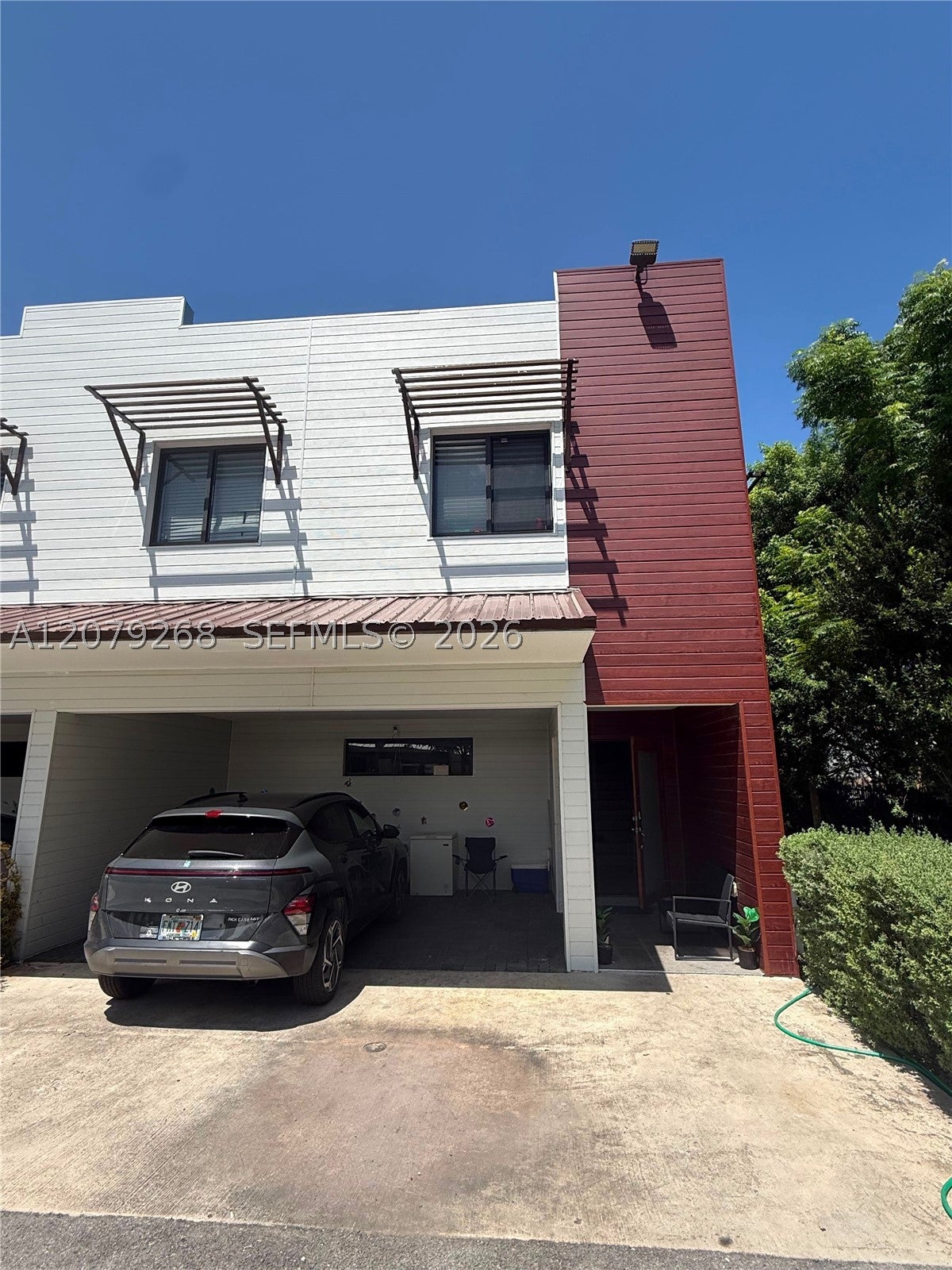 916 NW 8th St 6