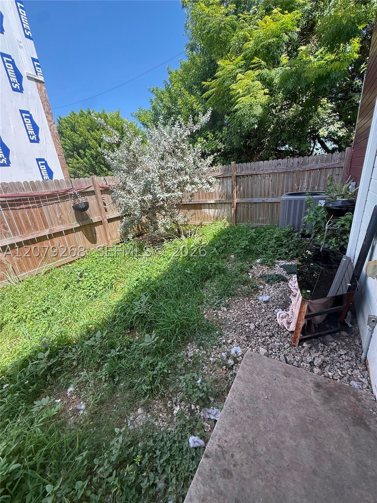 916 NW 8th St 6