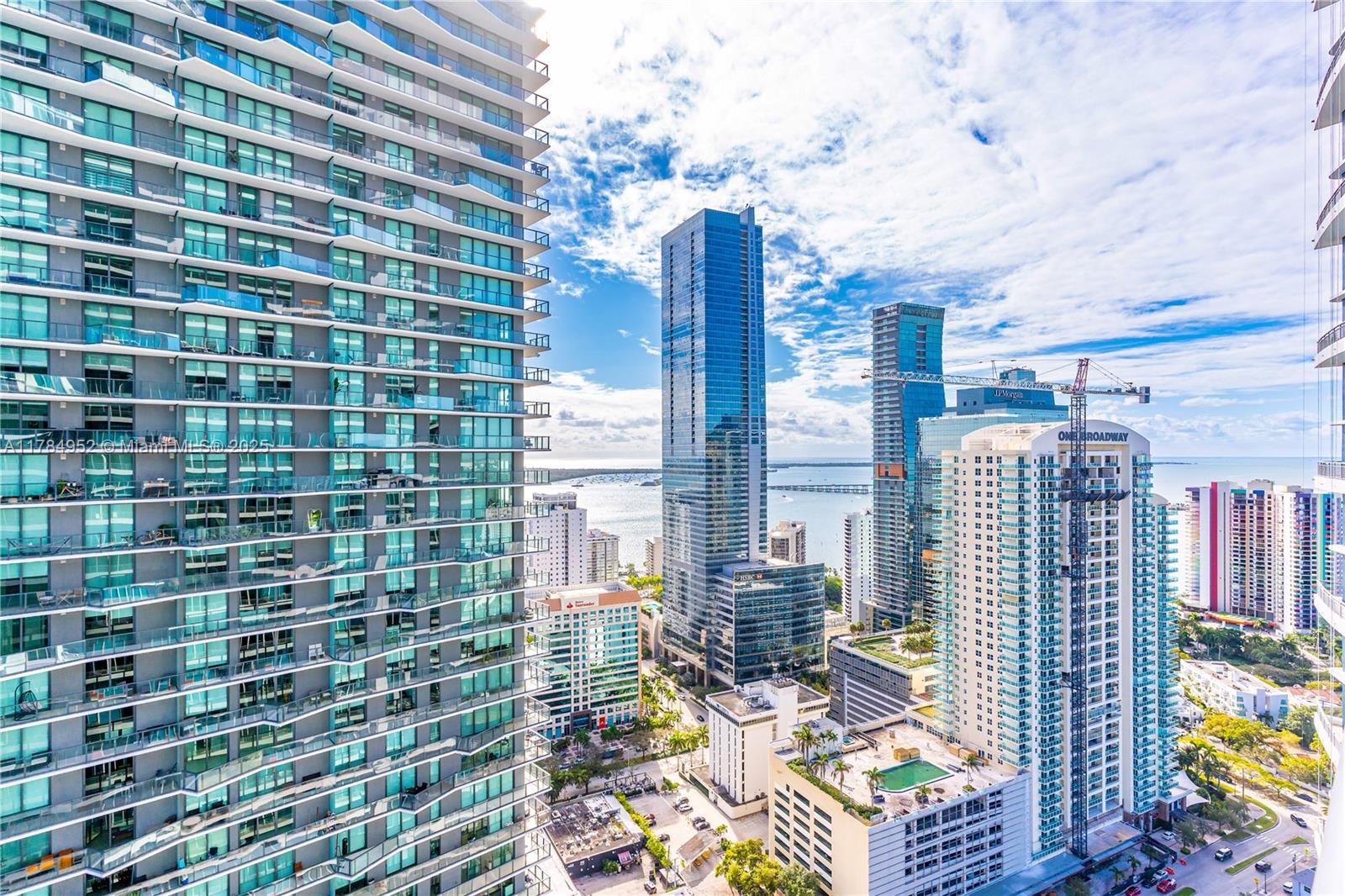 INFINITY AT BRICKELL COND - Residential