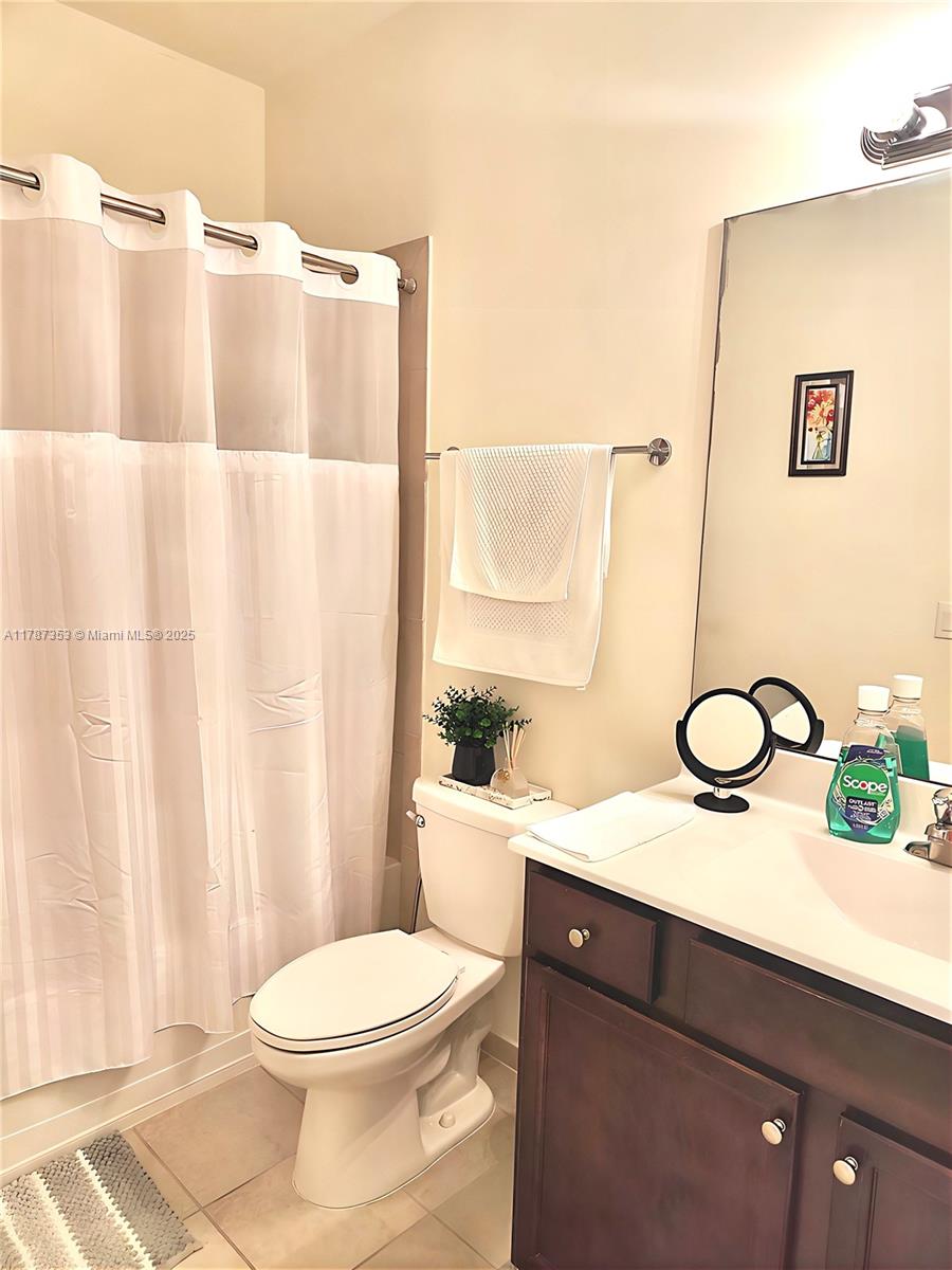 AQUABELLA SECTION ONE - Residential