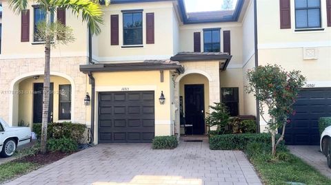 10315 W 32nd Ln Hialeah FL 33018