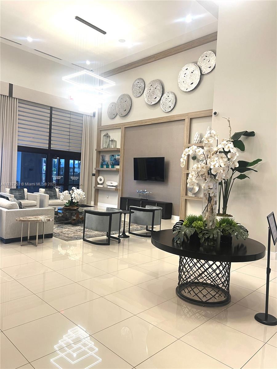 AQUABELLA SECTION ONE - Residential