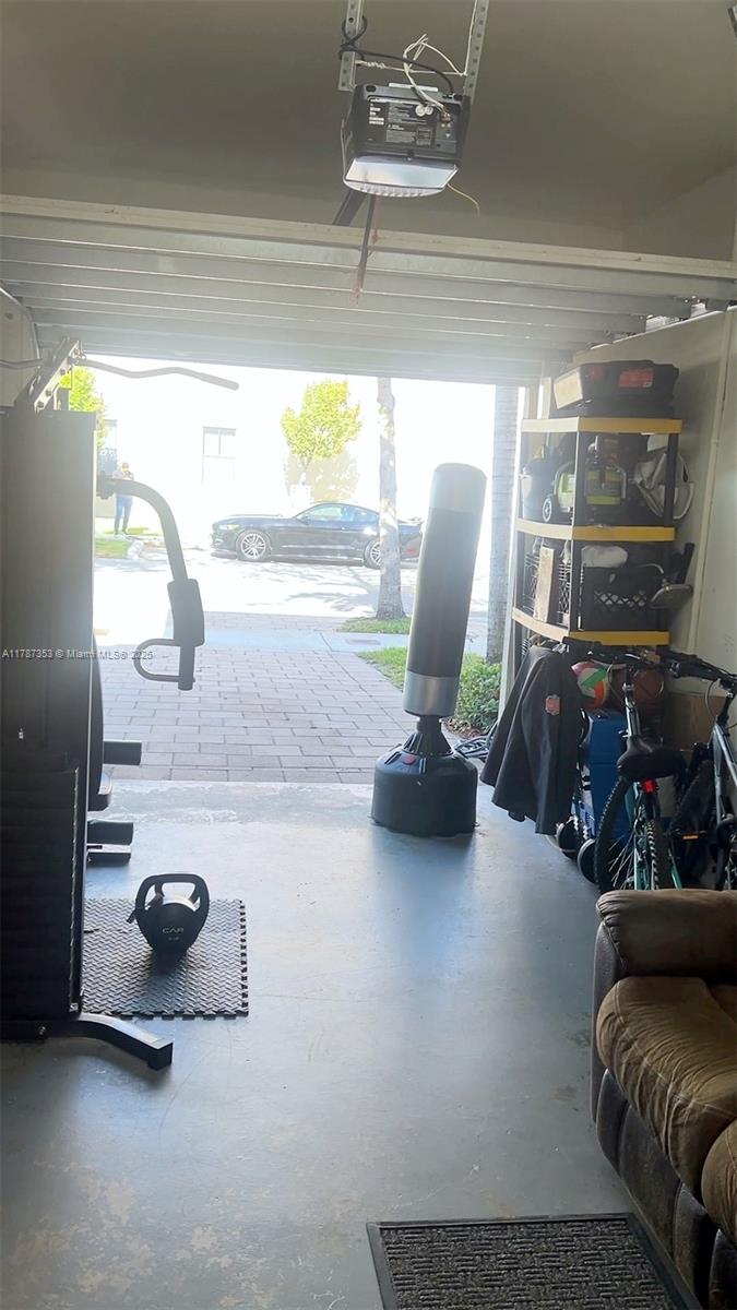 AQUABELLA SECTION ONE - Residential