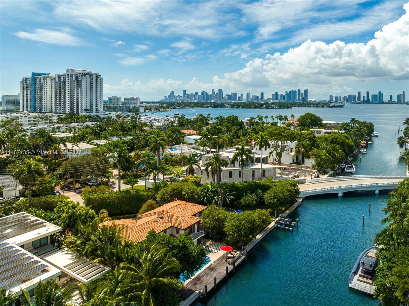 SUNSET ISLANDS ISLAND NO - Residential