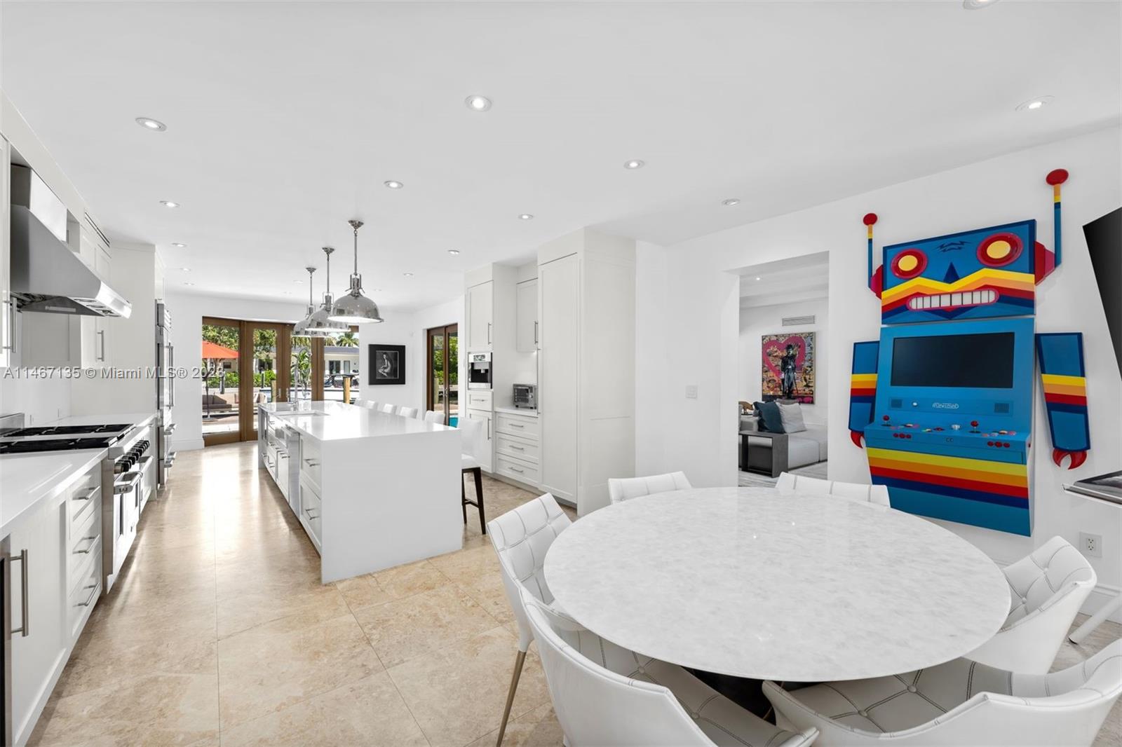 SUNSET ISLANDS ISLAND NO - Residential