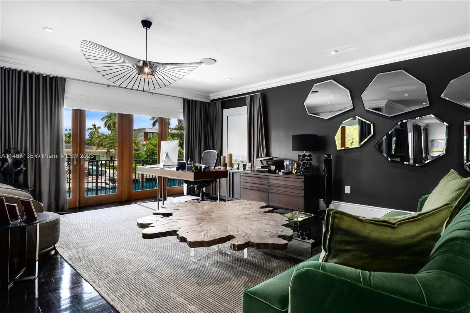 SUNSET ISLANDS ISLAND NO - Residential