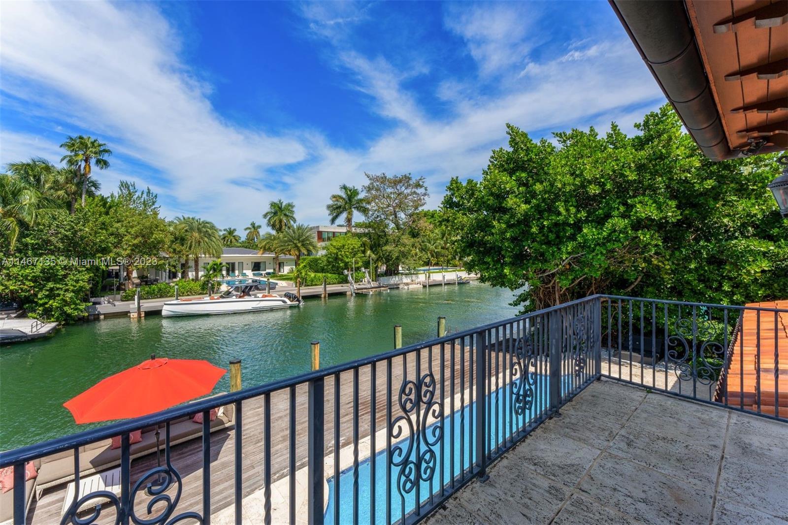 SUNSET ISLANDS ISLAND NO - Residential