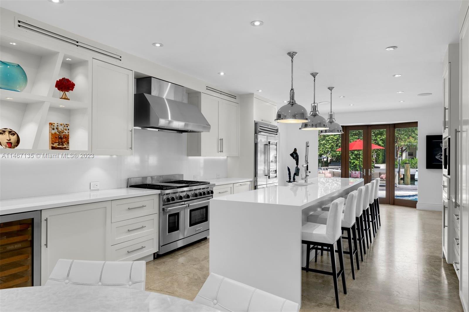 SUNSET ISLANDS ISLAND NO - Residential