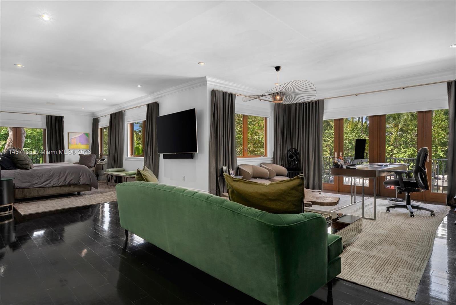 SUNSET ISLANDS ISLAND NO - Residential