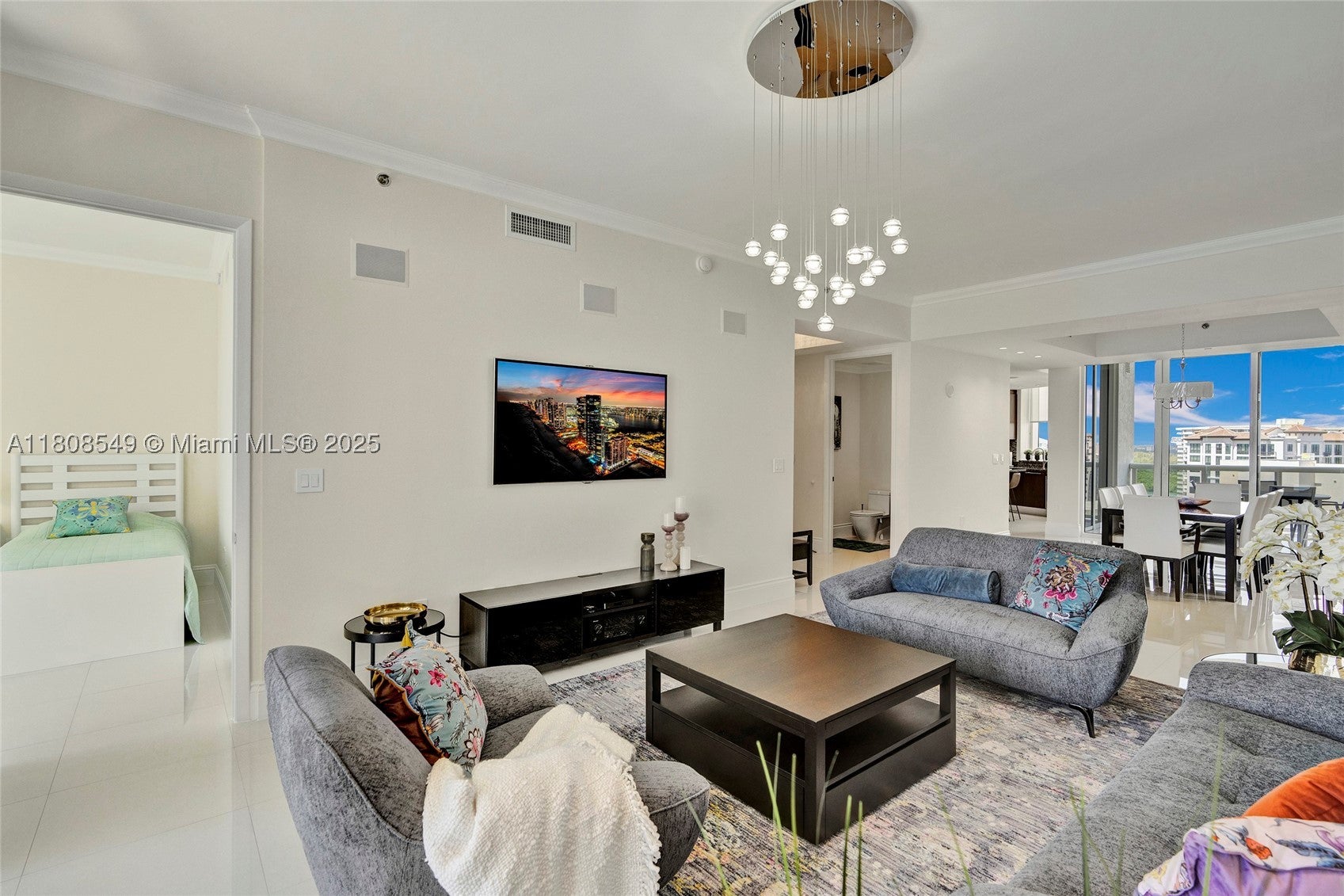 16001 Collins Ave 1604