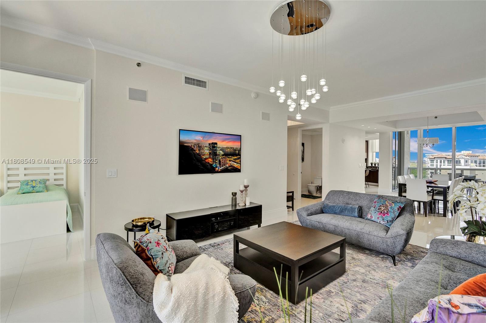 16001 Collins Ave 1604