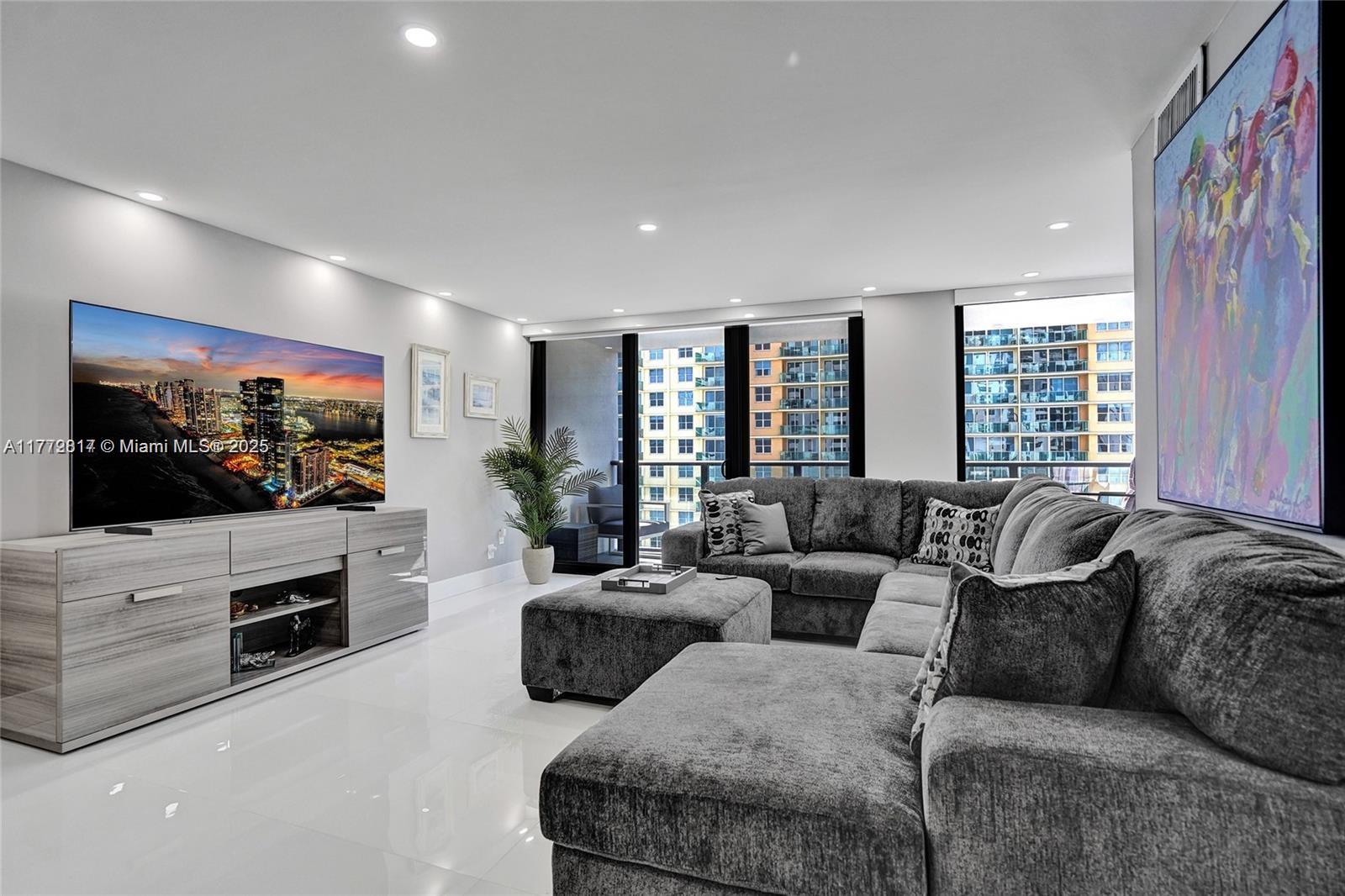 2301 S Ocean Dr 1007