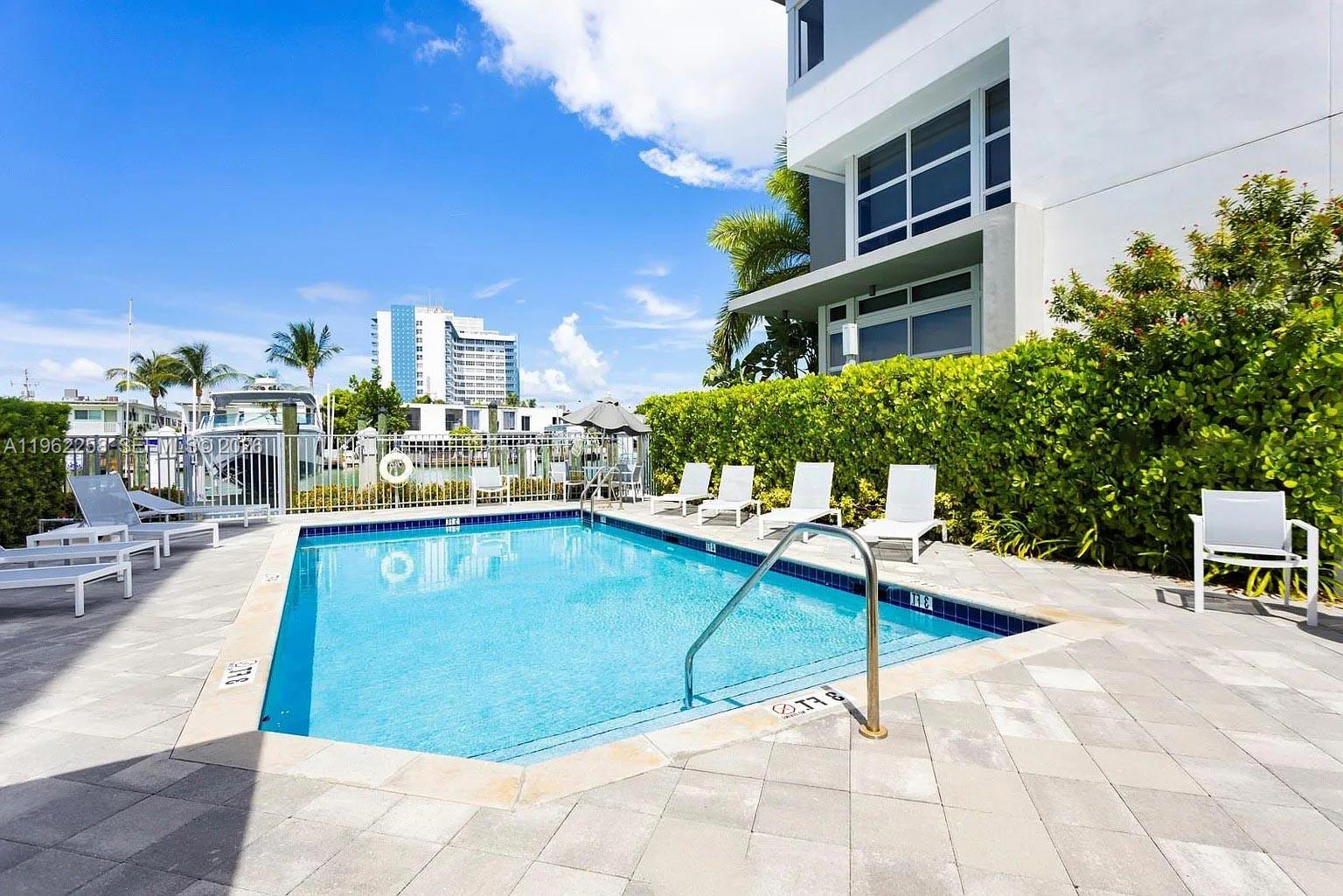 NORMANDY GOLF COURSE SUB - Residential