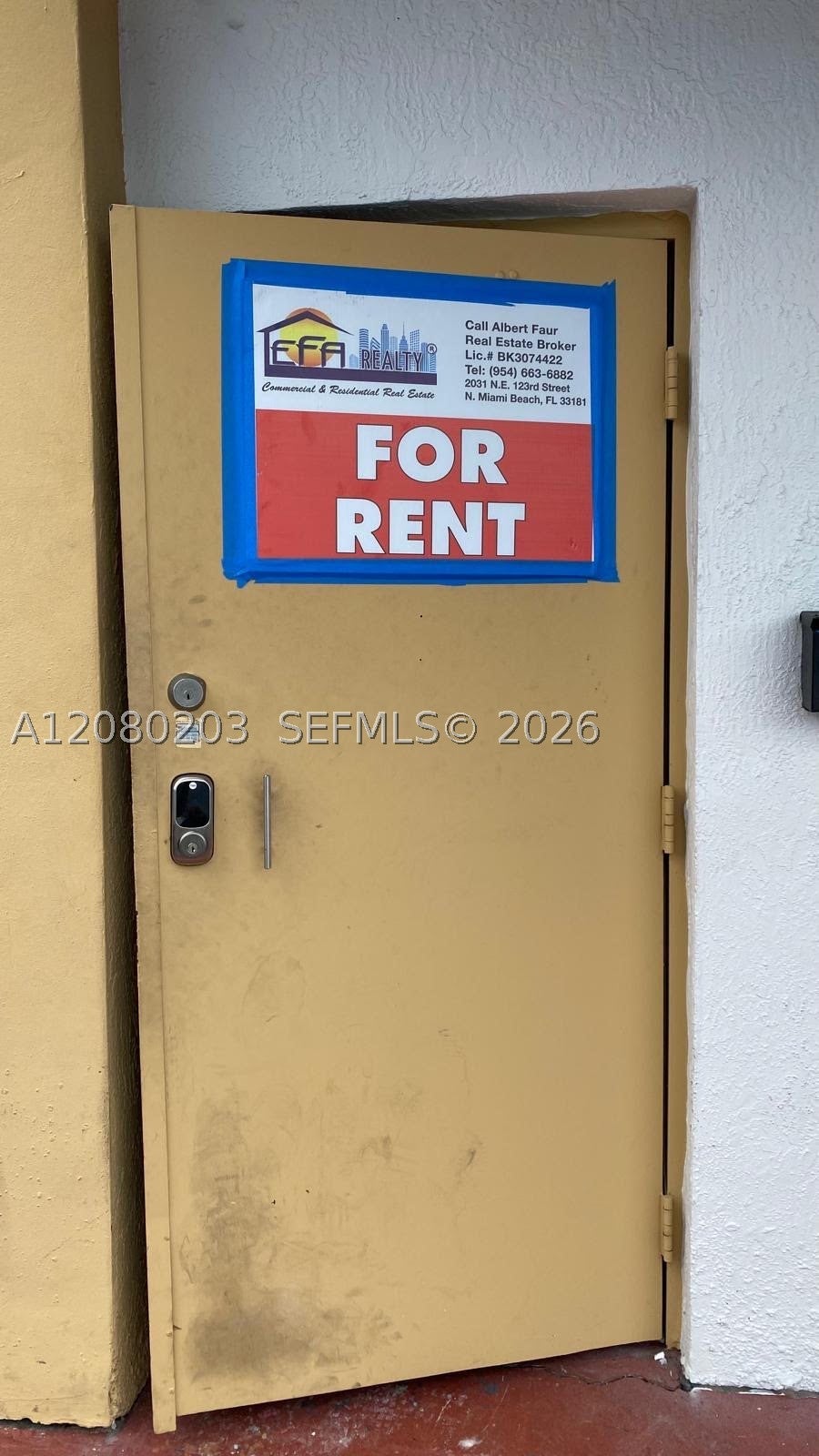 307 NW 10th Ter 307