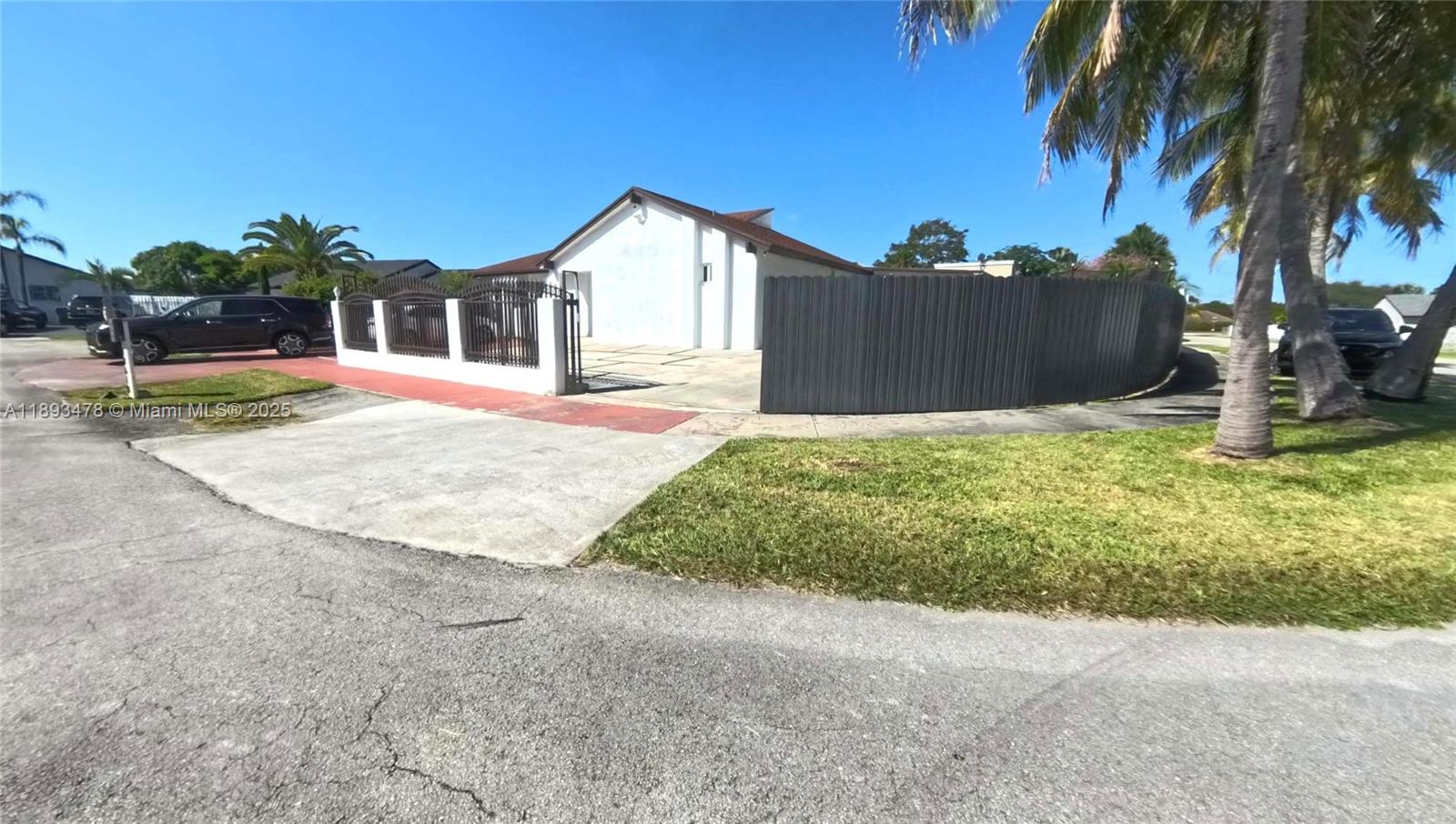 OAK PARK SEC 1 - Residential