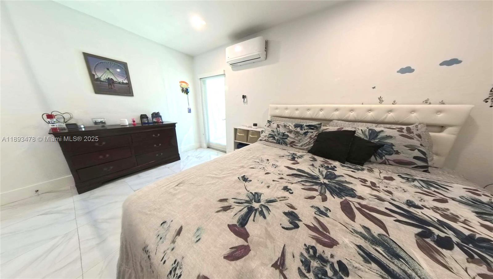 OAK PARK SEC 1 - Residential