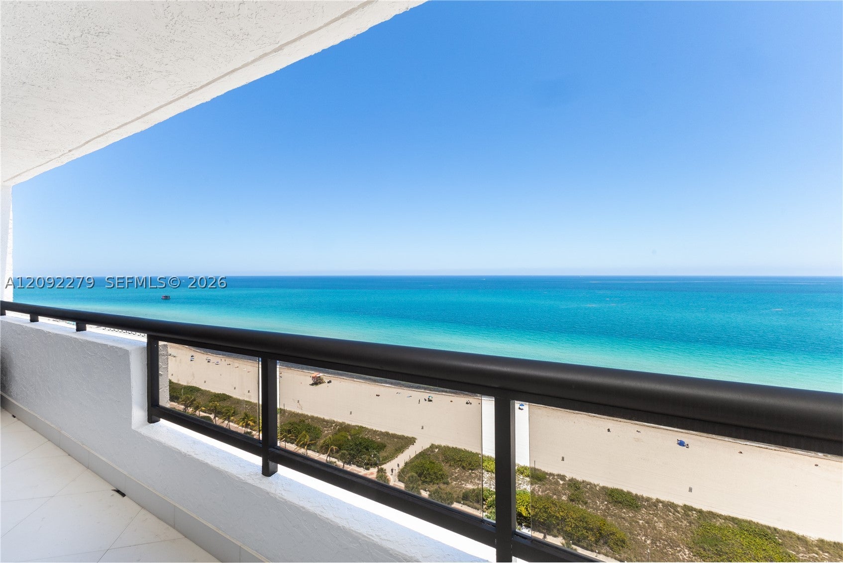 2555 Collins Ave 2205