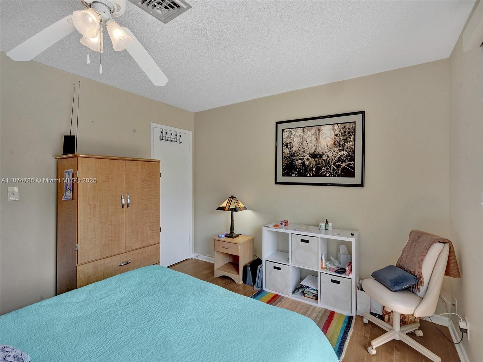 ALPINE WOODS ESTATES NO I - Residential Lease