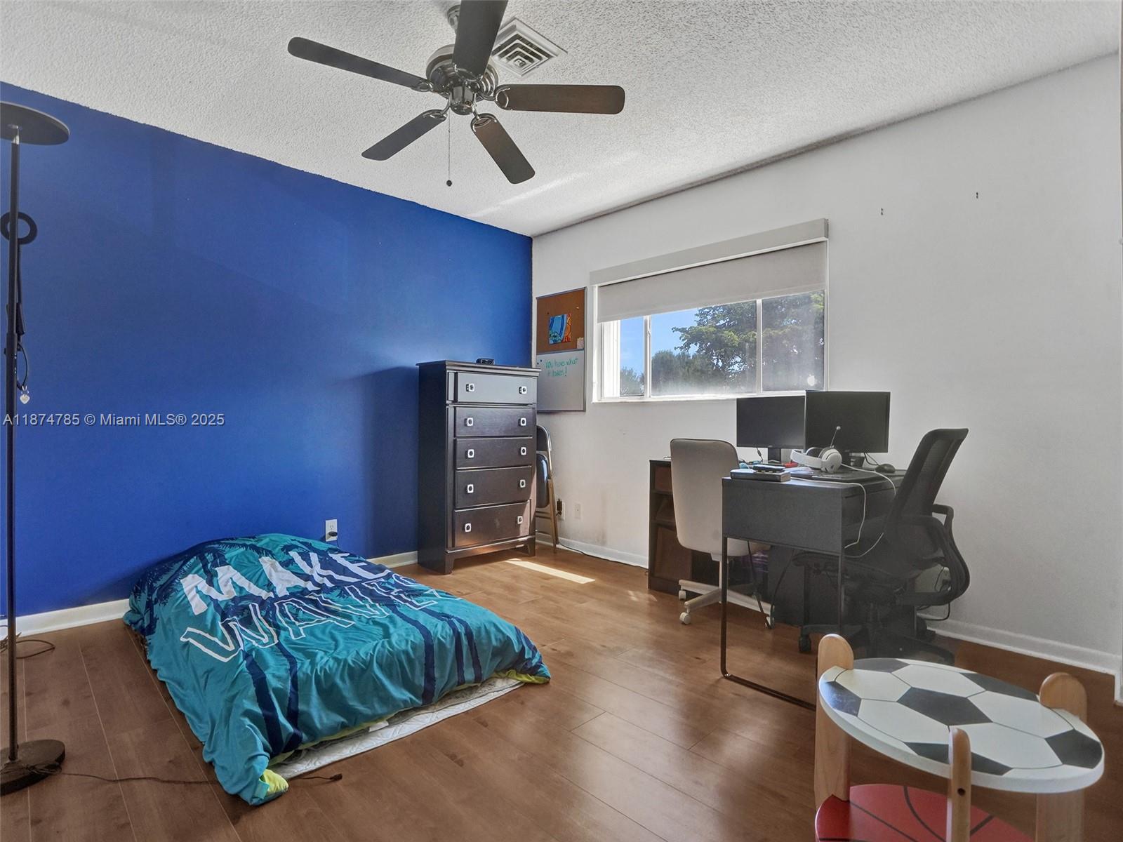 ALPINE WOODS ESTATES NO I - Residential Lease