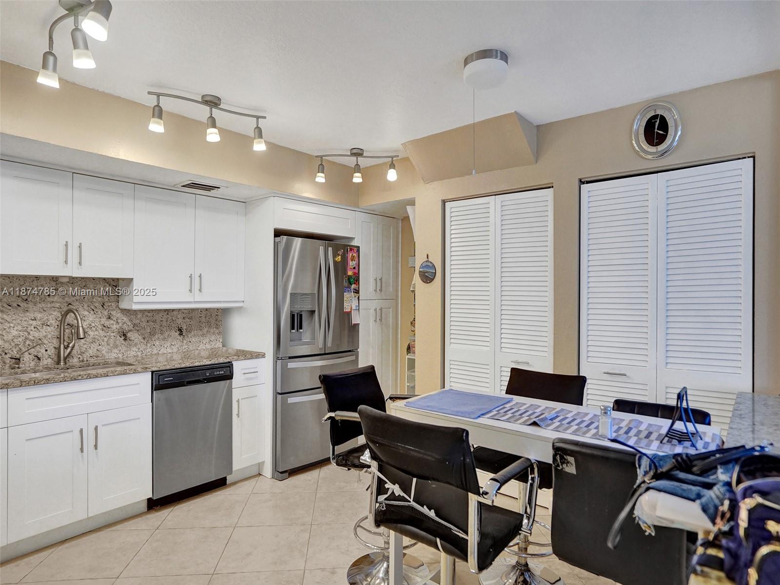 ALPINE WOODS ESTATES NO I - Residential Lease