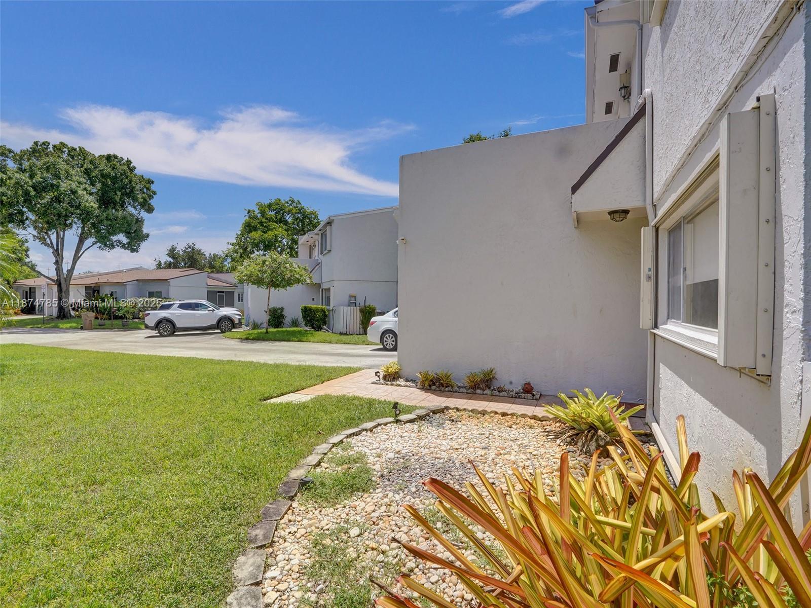 ALPINE WOODS ESTATES NO I - Residential Lease