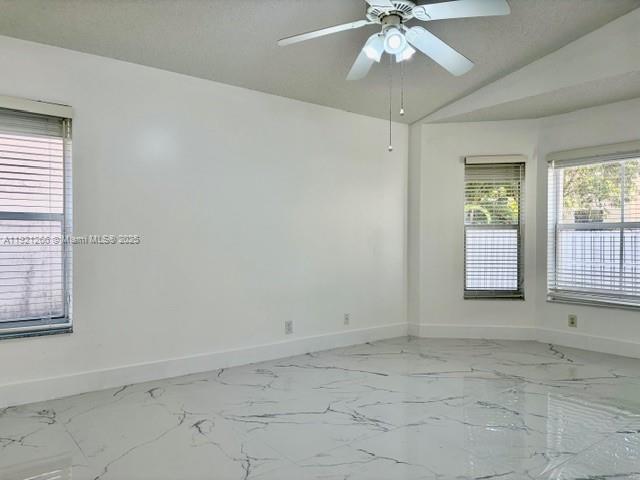 VULCAN MATERIALS COMPANY - Residential Lease