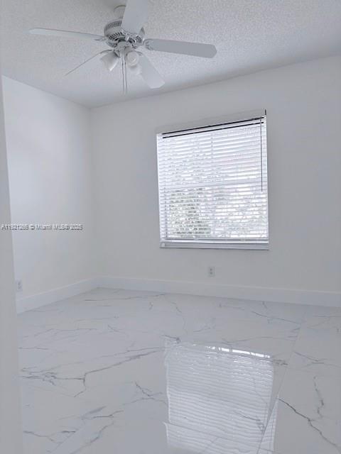 VULCAN MATERIALS COMPANY - Residential Lease