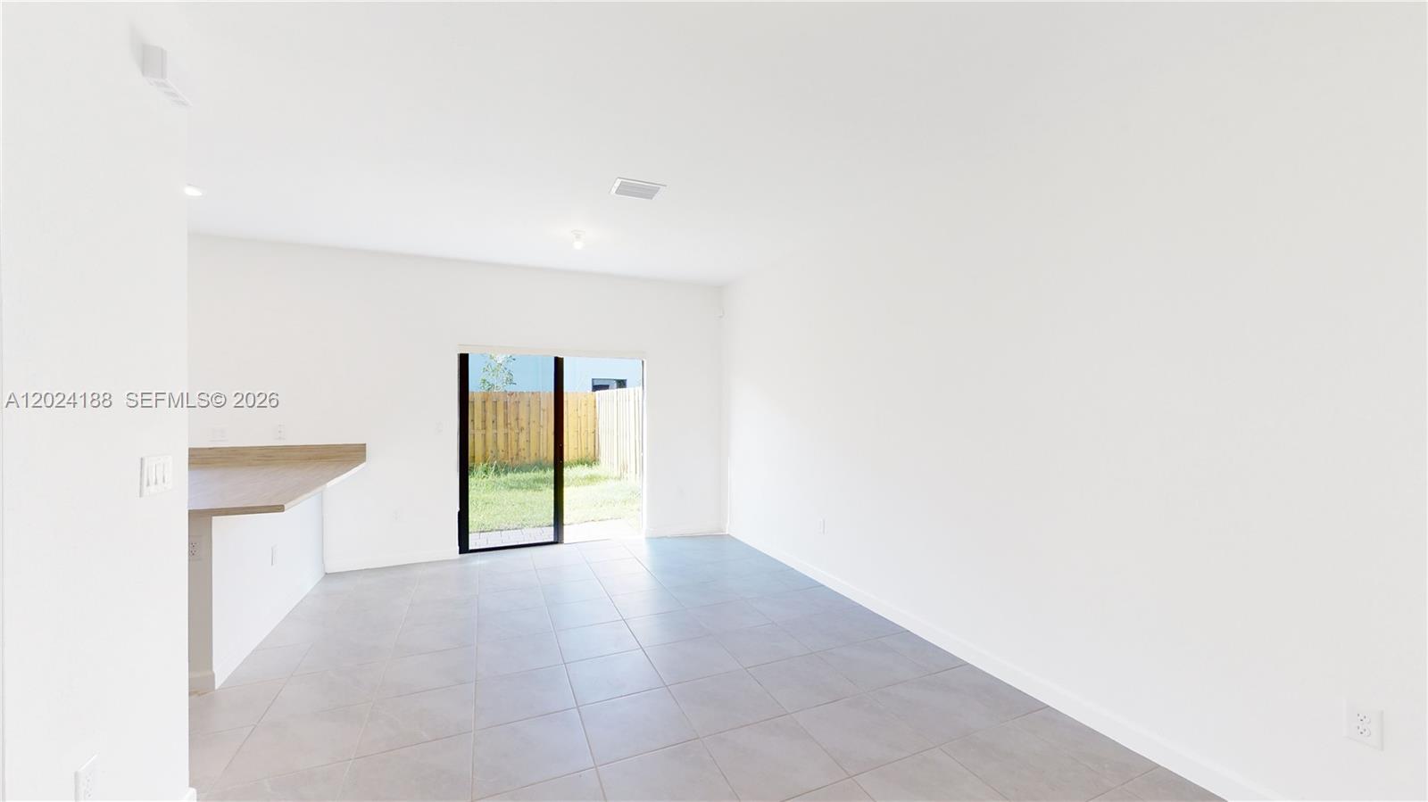 Corsica - Residential Lease