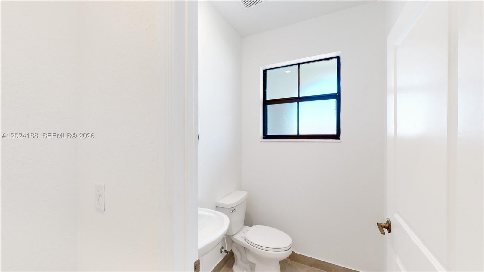 Corsica - Residential Lease