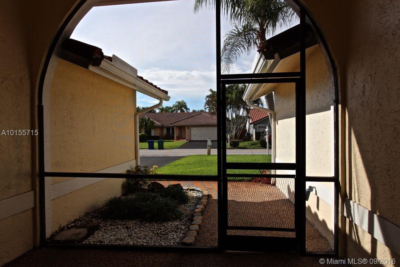 Royal Palm Village 131-35 - Residential