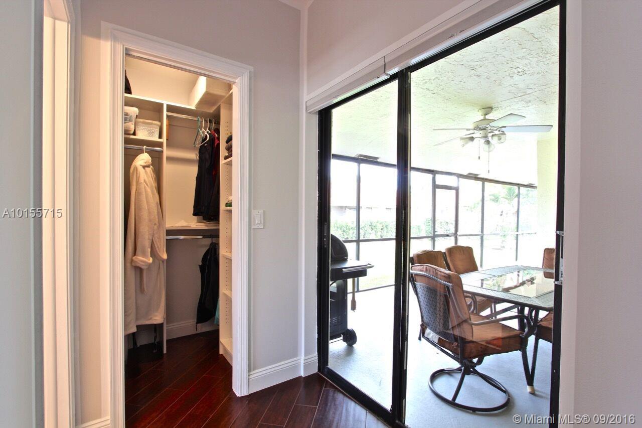 Royal Palm Village 131-35 - Residential