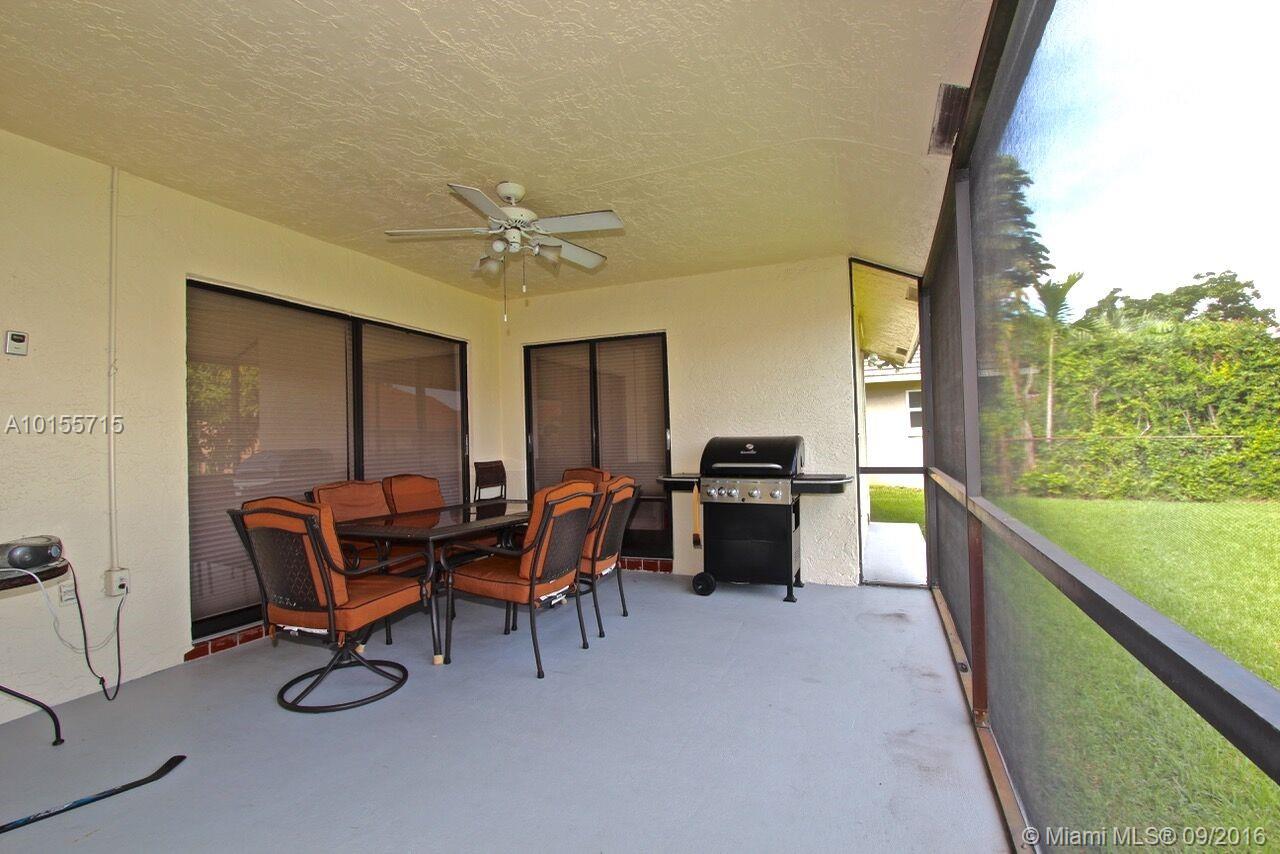 Royal Palm Village 131-35 - Residential