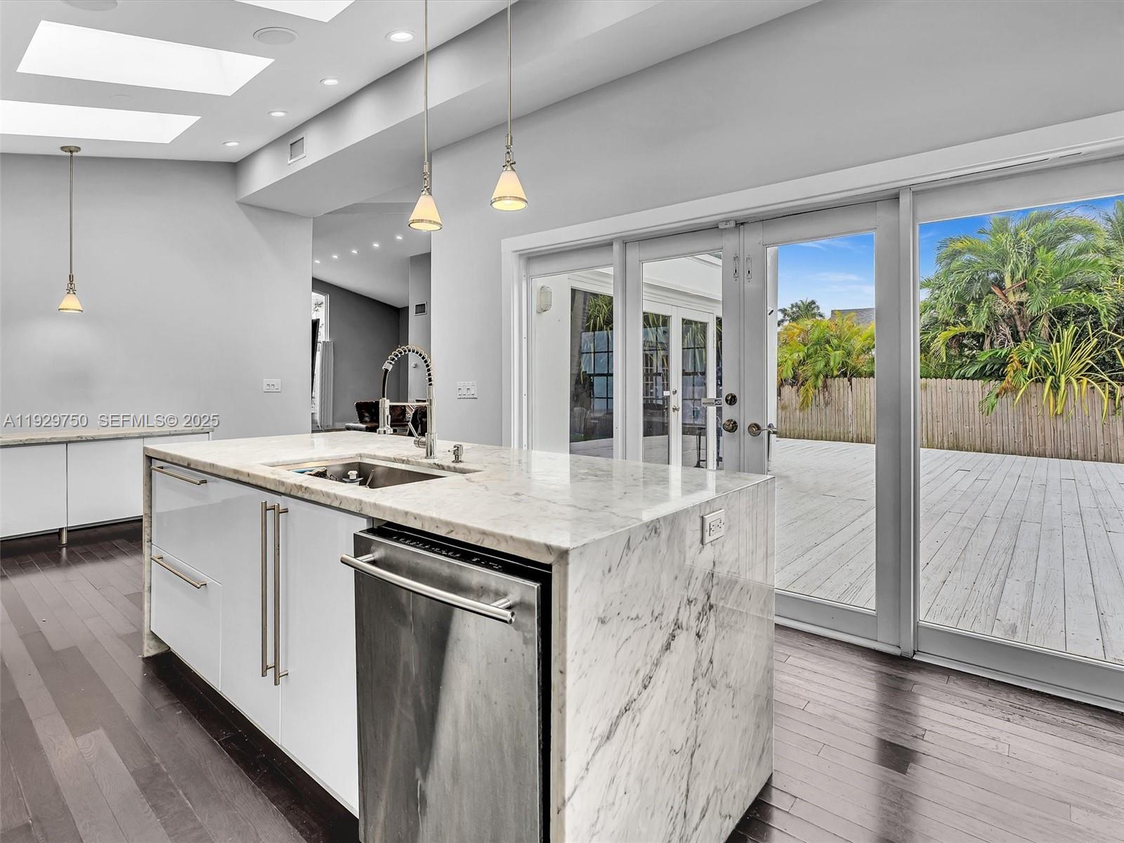 ENCHANTED LAKE SEC 2 - Residential Lease