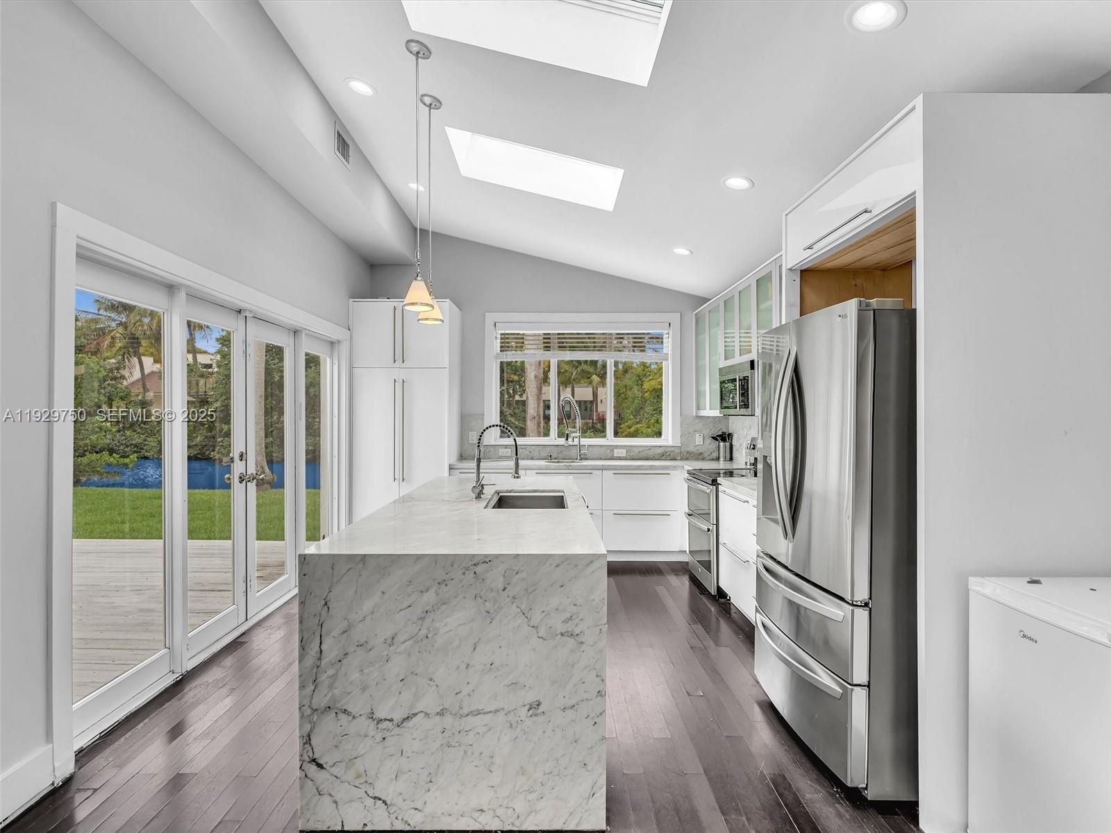 ENCHANTED LAKE SEC 2 - Residential Lease