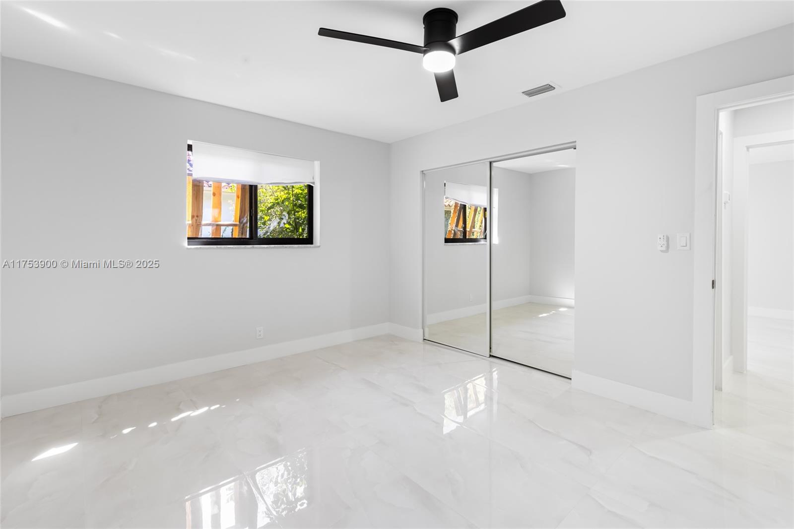 FOREST HILLS SOUTH - Residential