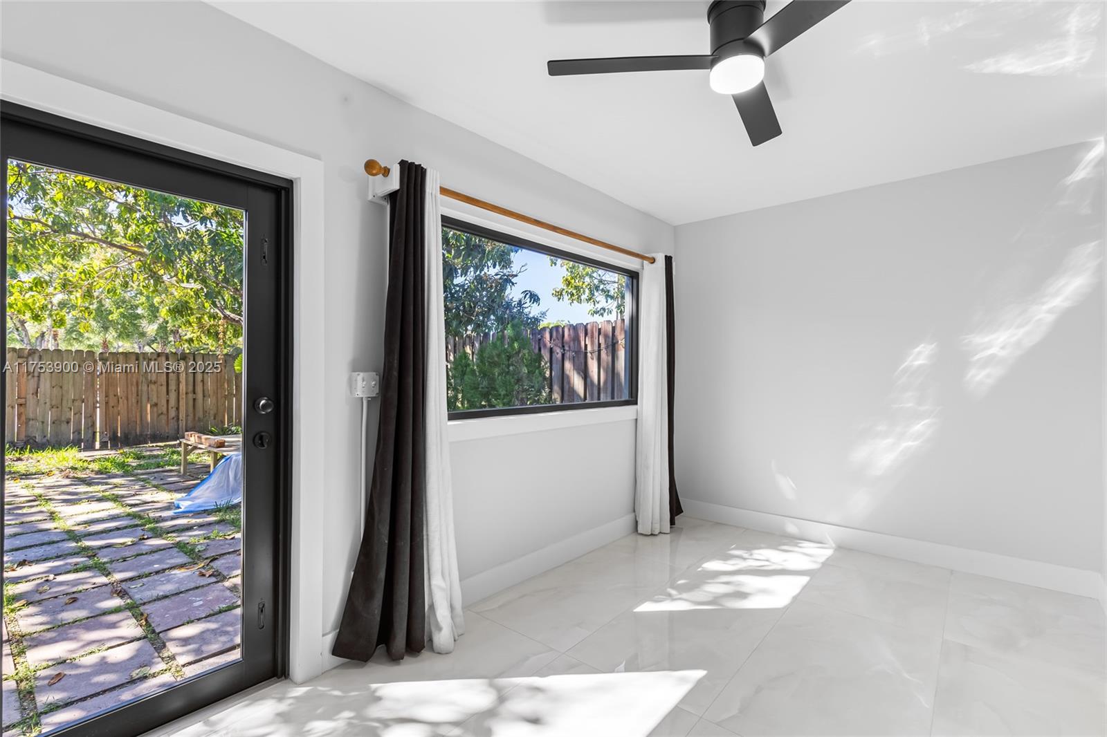 FOREST HILLS SOUTH - Residential