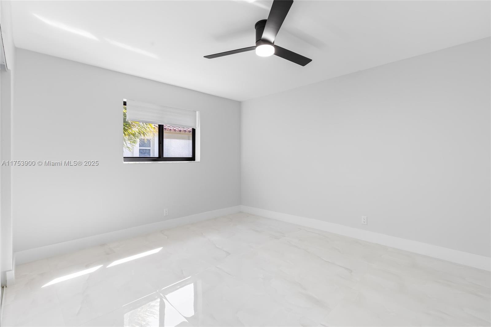 FOREST HILLS SOUTH - Residential