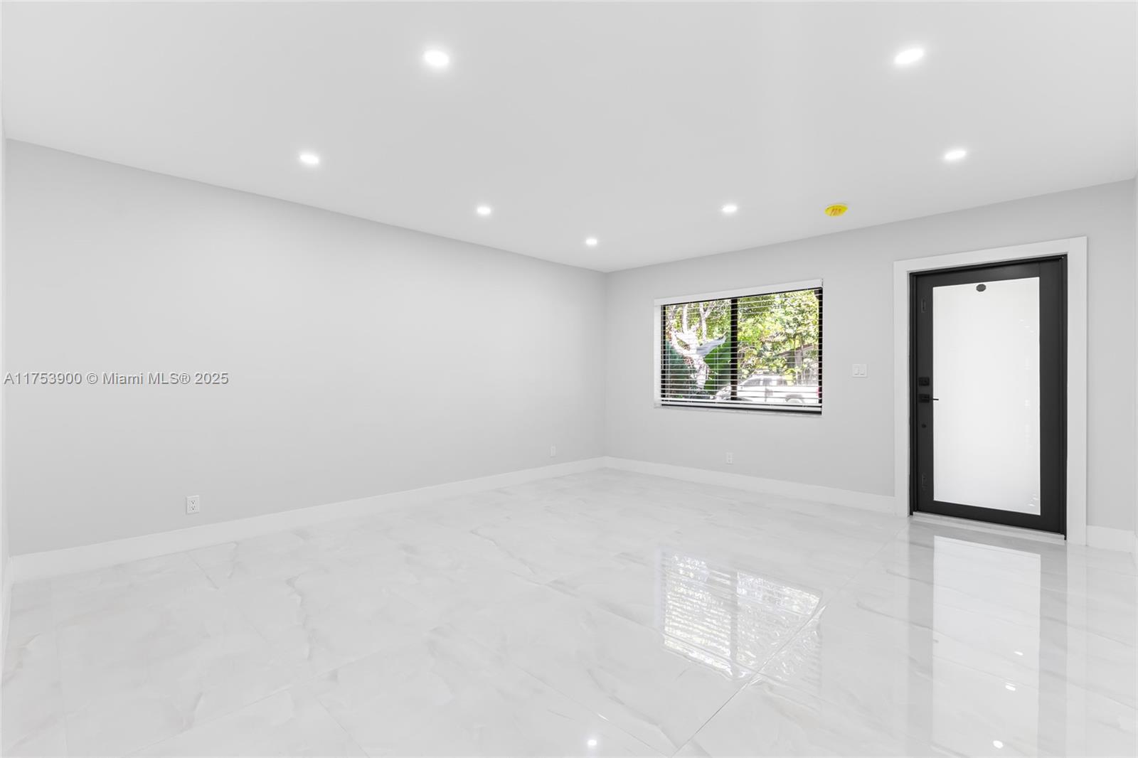 FOREST HILLS SOUTH - Residential