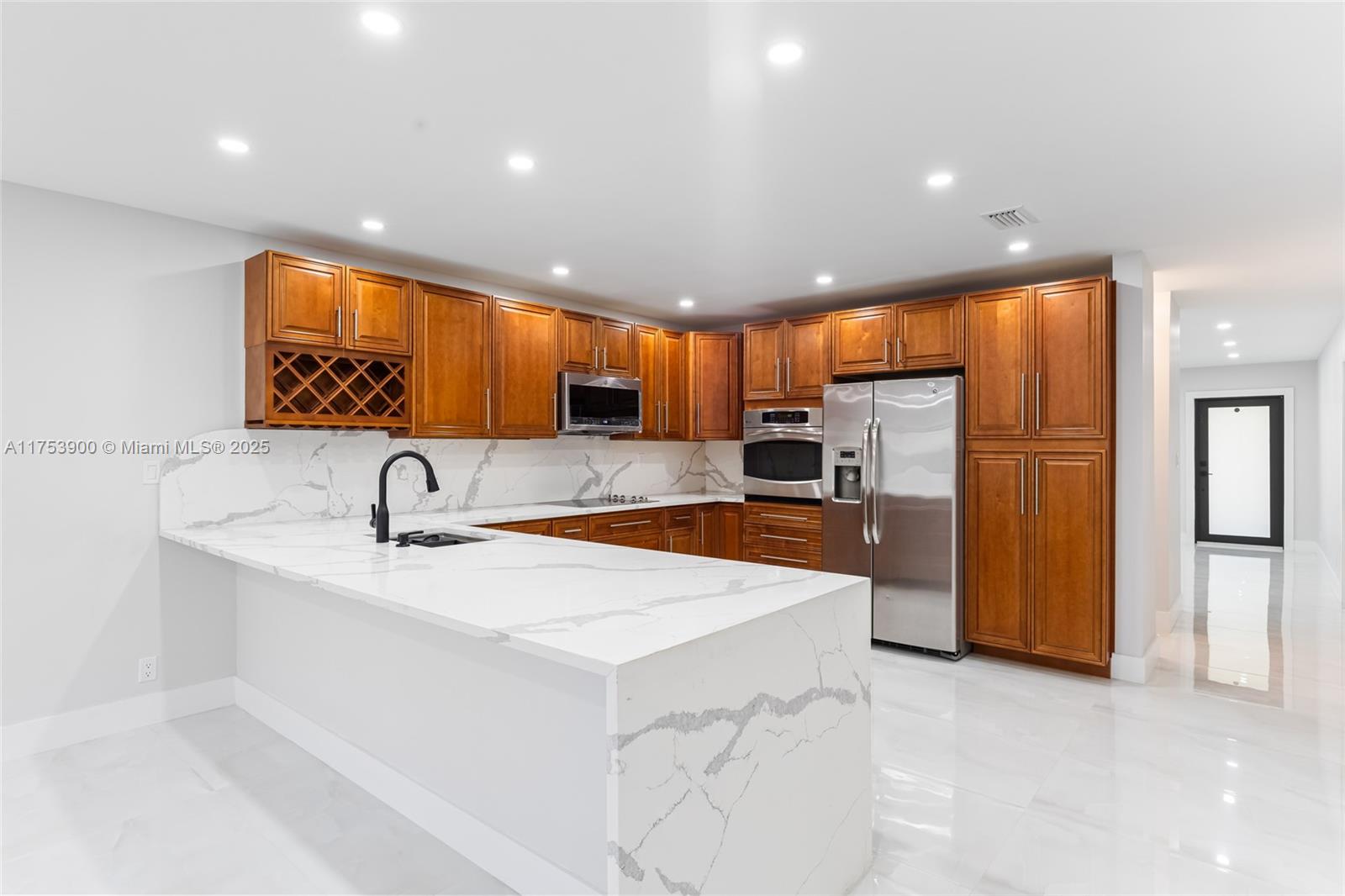 FOREST HILLS SOUTH - Residential