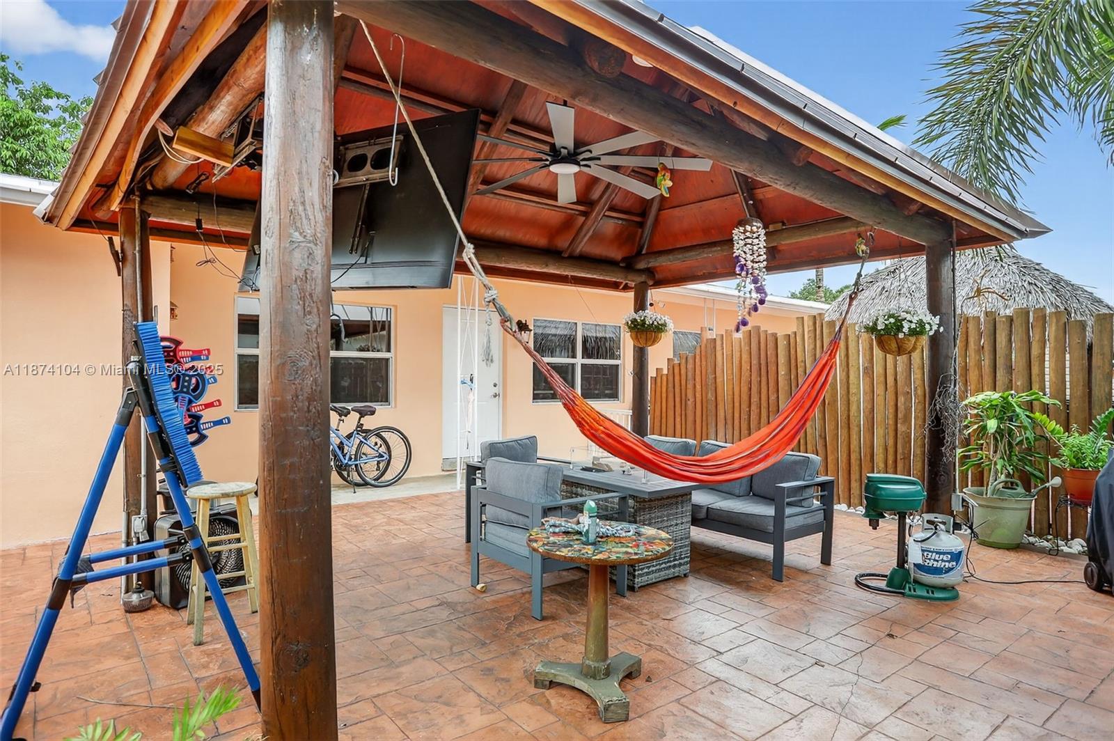 OAK GROVE - Residential Income