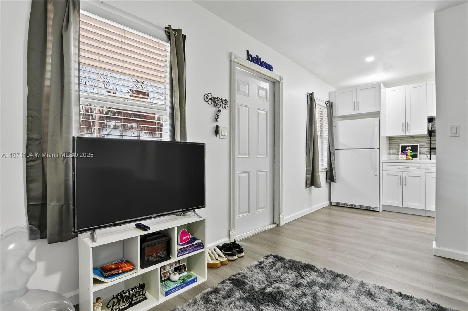 OAK GROVE - Residential Income