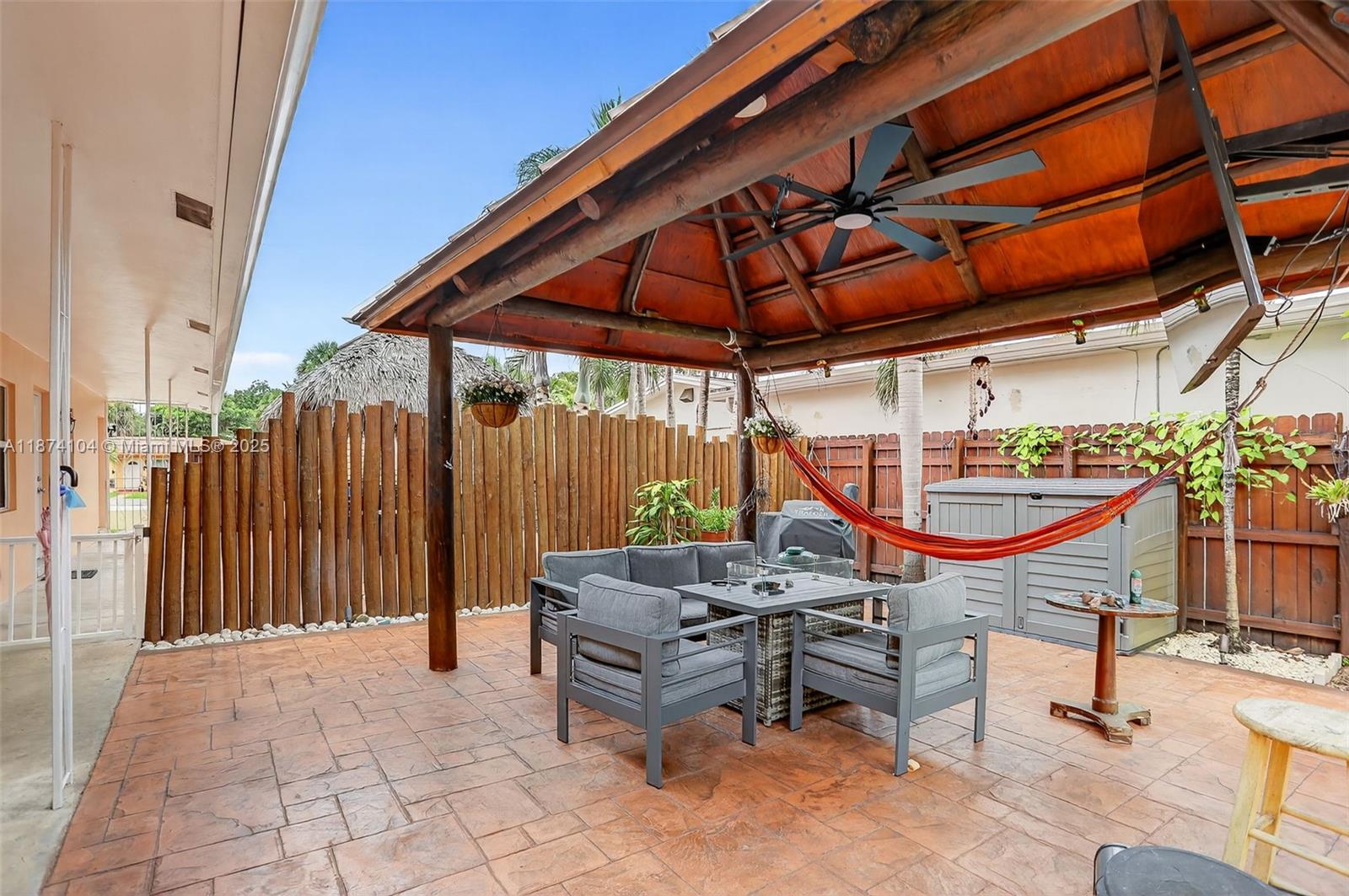 OAK GROVE - Residential Income