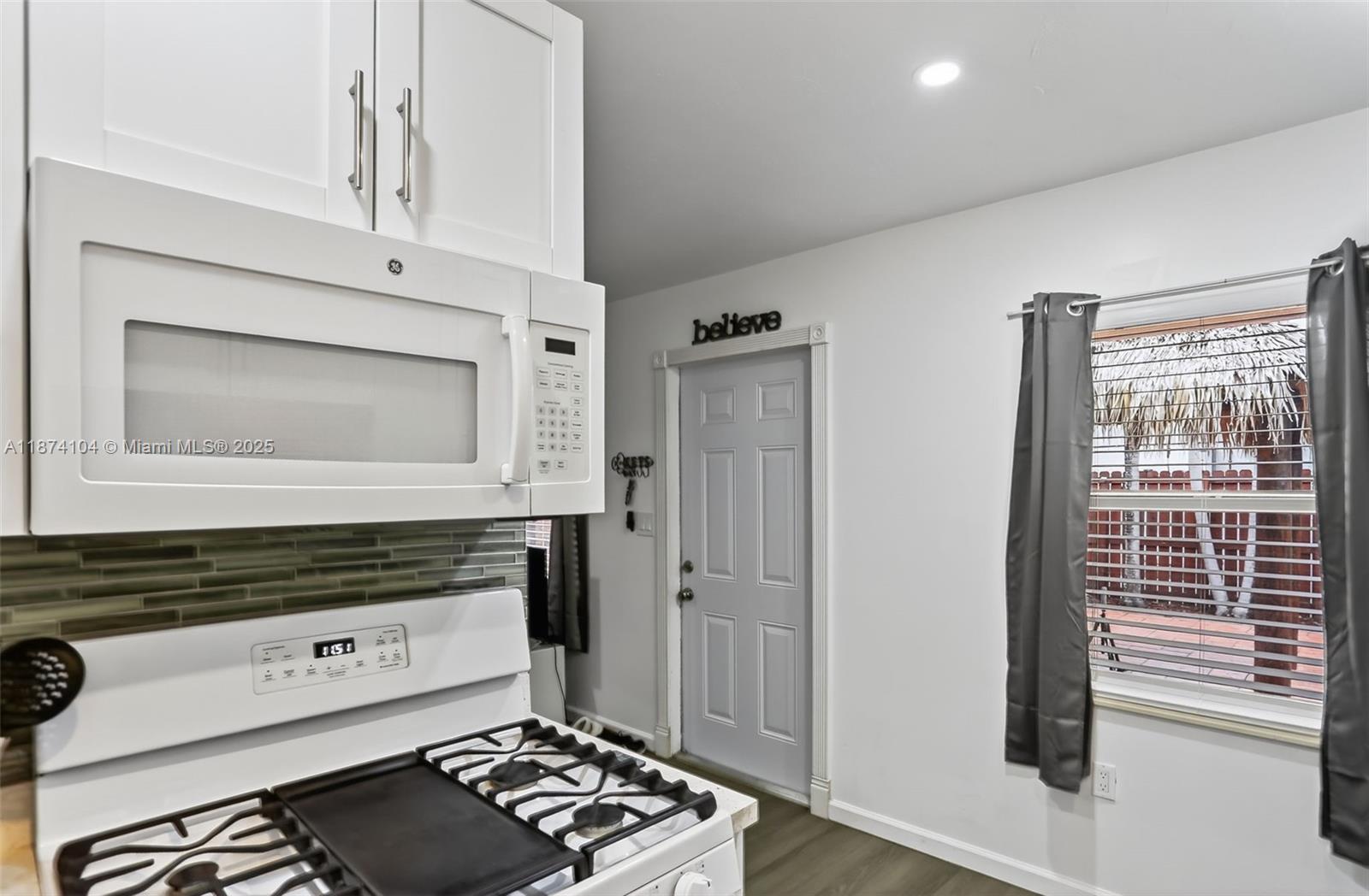 OAK GROVE - Residential Income