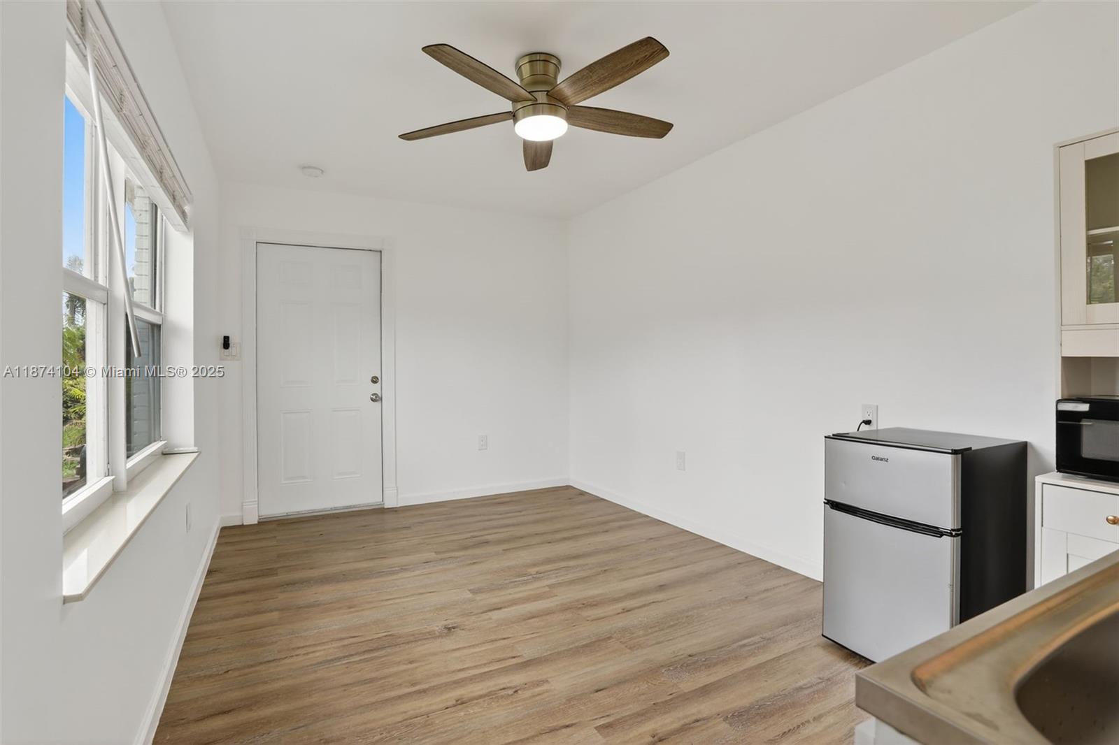 OAK GROVE - Residential Income