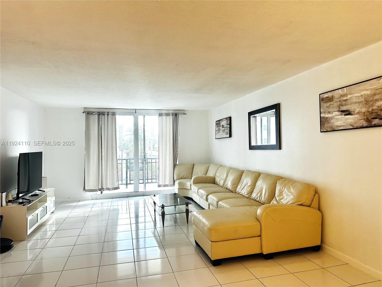 1501 S Ocean Dr 205