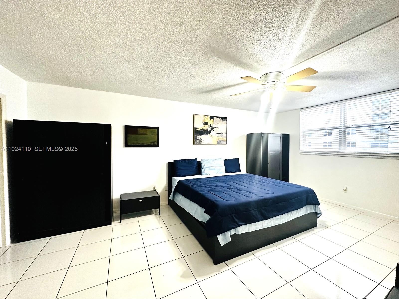 OXFORD TOWERS CONDO - Residential Lease