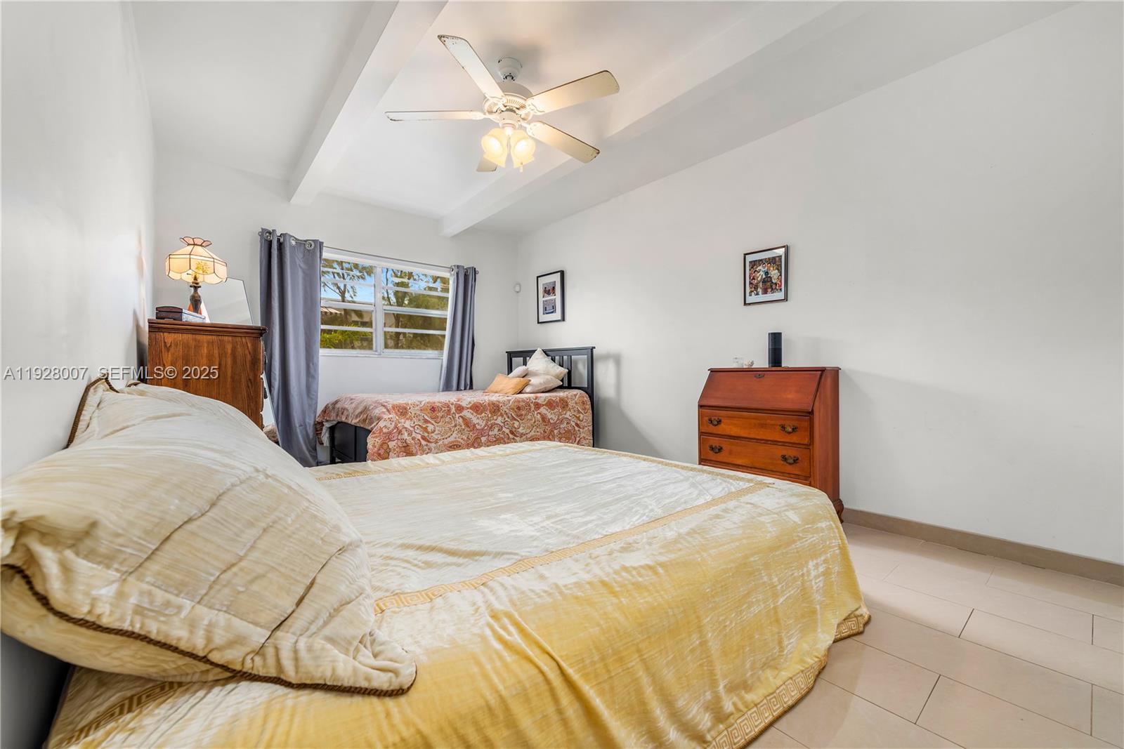 MICHIGAN TERRACE CONDO - Residential Lease